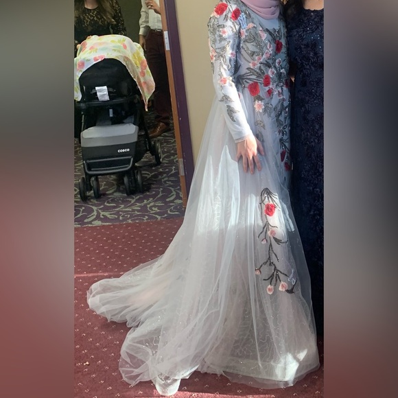 Mac Duggal Floral Embellished Dress in Cream and Red - Picture 9 of 10